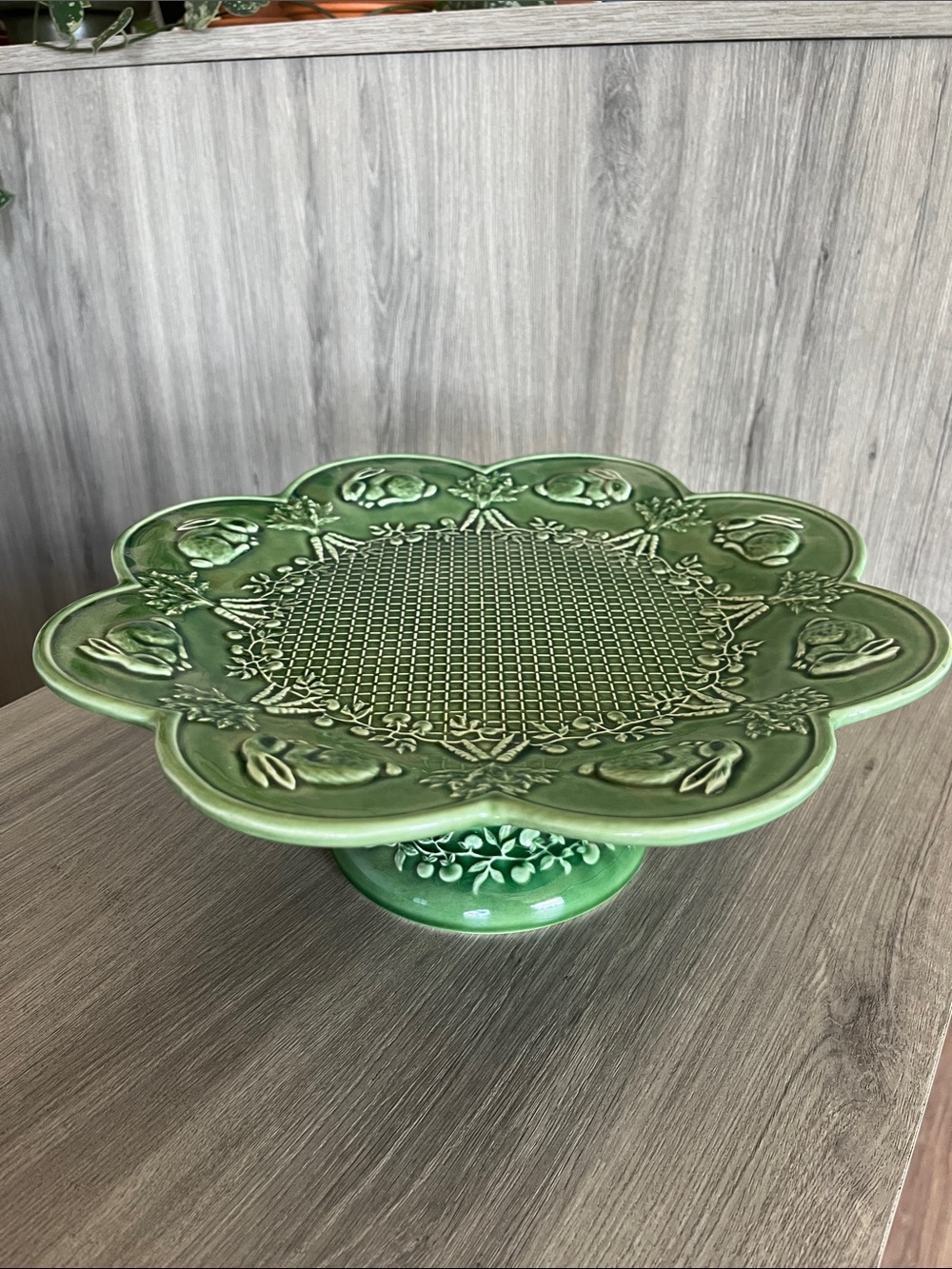 Bordallo Pinheiro Green Ceramic Cake Stand Pedestal